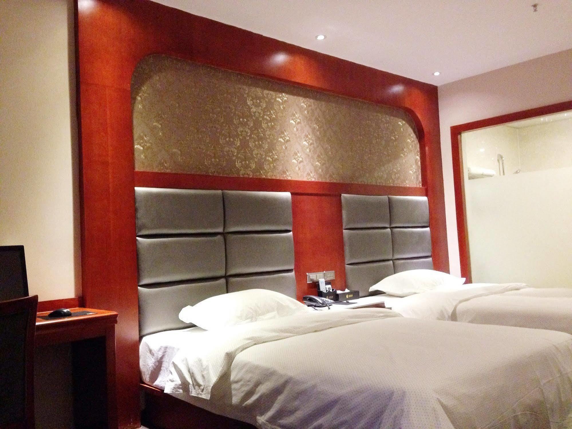 Longwang Business Hotel Liuzhou Экстерьер фото